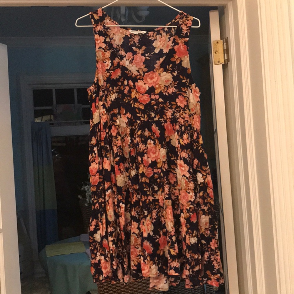 America Eagle 🦅 Outfitters black floral dress - Picture 1 of 4